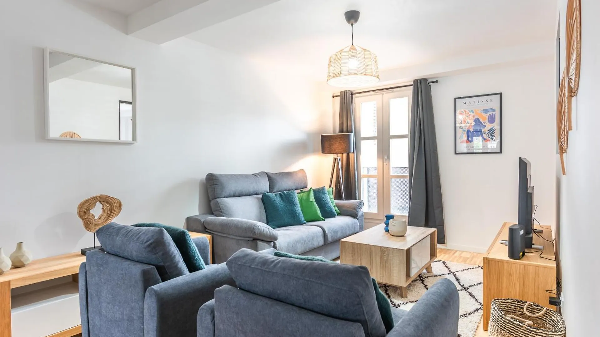 Apartment Design - 6 Guests - Buttes Chaumont *